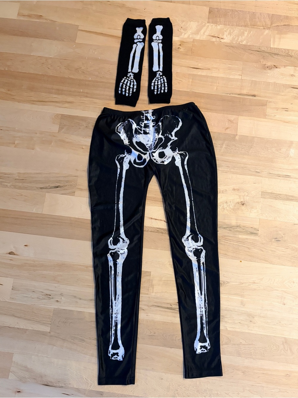 Women’s Black Skeleton Print Leggings + Fingerless Gloves